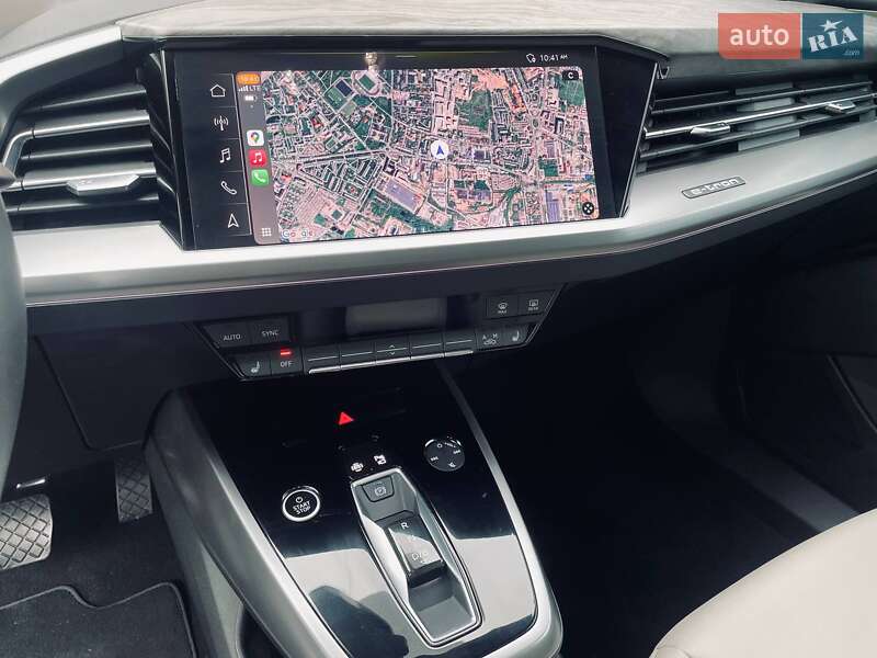 Позашляховик / Кросовер Audi Q4 e-tron 2023 в Івано-Франківську