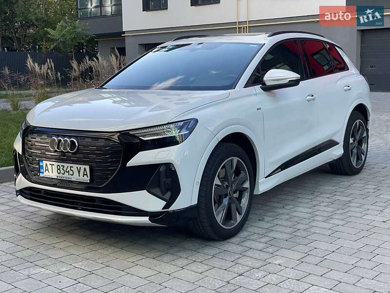 Позашляховик / Кросовер Audi Q4 e-tron 2023 в Івано-Франківську