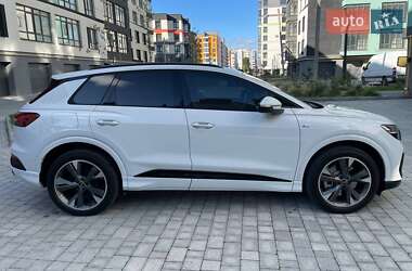 Внедорожник / Кроссовер Audi Q4 e-tron 2023 в 