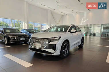 Позашляховик / Кросовер Audi Q4 e-tron 2023 в Києві