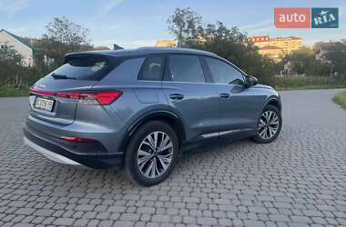 Позашляховик / Кросовер Audi Q4 e-tron 2021 в 