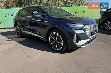 Внедорожник / Кроссовер Audi Q4 e-tron 2023 в 