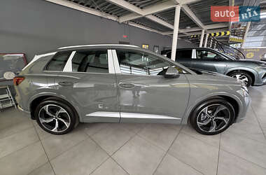 Позашляховик / Кросовер Audi Q4 e-tron 2025 в 