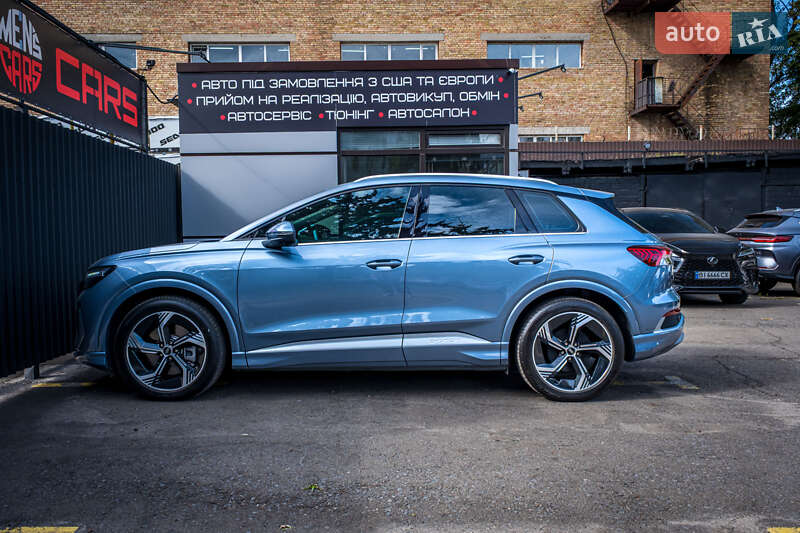 Внедорожник / Кроссовер Audi Q4 e-tron 2024 в Киеве