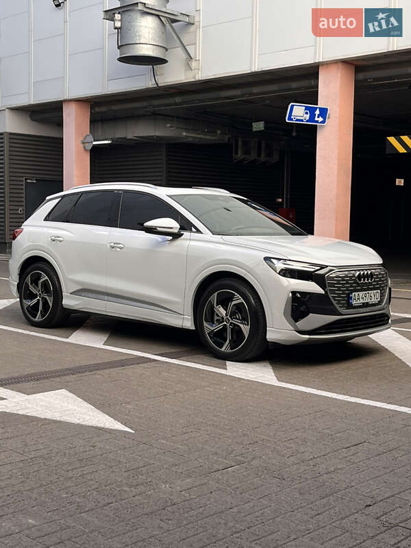 Audi Q4 e-tron 2024