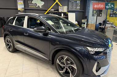 Внедорожник / Кроссовер Audi Q4 e-tron 2025 в 
