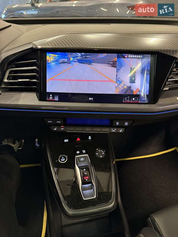 Позашляховик / Кросовер Audi Q4 e-tron 2025 в Львові