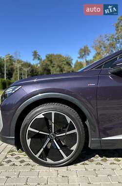 Внедорожник / Кроссовер Audi Q4 e-tron 2021 в 