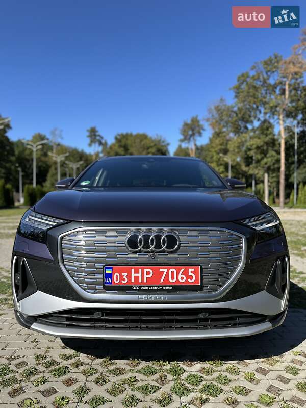 Внедорожник / Кроссовер Audi Q4 e-tron 2021 в Харькове