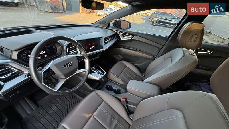 Позашляховик / Кросовер Audi Q4 e-tron 2023 в Кривому Розі