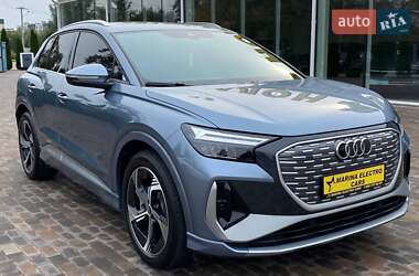 Внедорожник / Кроссовер Audi Q4 e-tron 2024 в 
