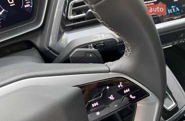 Внедорожник / Кроссовер Audi Q4 e-tron 2024 в 