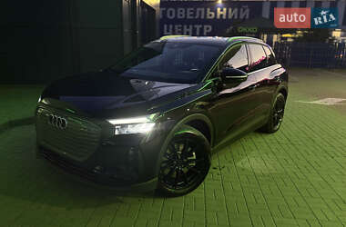 Позашляховик / Кросовер Audi Q4 e-tron 2025 в 