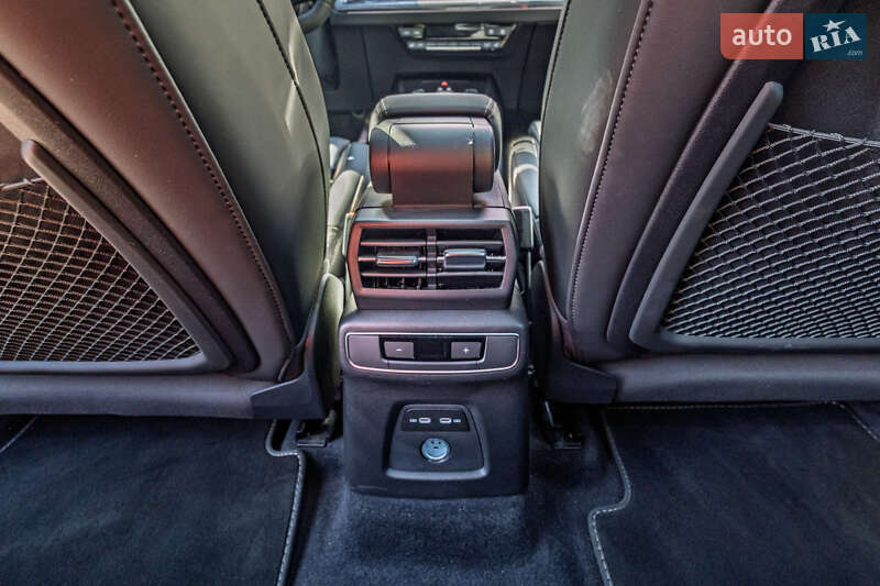 Внедорожник / Кроссовер Audi Q4 e-tron 2023 в Киеве фото 37 Внедорожник / Кроссовер Audi Q4 e-tron 2023 в Киеве