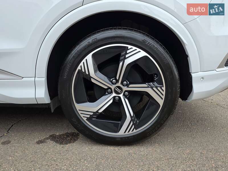 Позашляховик / Кросовер Audi Q4 e-tron 2023 в Одесі фото 4 Позашляховик / Кросовер Audi Q4 e-tron 2023 в Одесі