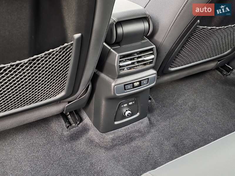 Позашляховик / Кросовер Audi Q4 e-tron 2023 в Одесі фото 25 Позашляховик / Кросовер Audi Q4 e-tron 2023 в Одесі