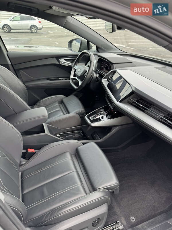 Внедорожник / Кроссовер Audi Q4 e-tron 2022 в Львове