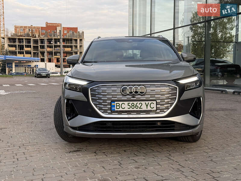 Позашляховик / Кросовер Audi Q4 e-tron 2023 в Львові