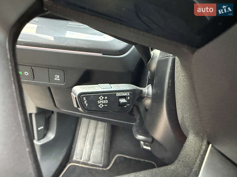 Позашляховик / Кросовер Audi Q4 e-tron 2023 в Львові