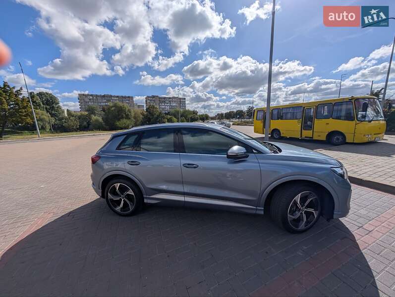 Позашляховик / Кросовер Audi Q4 e-tron 2024 в Києві