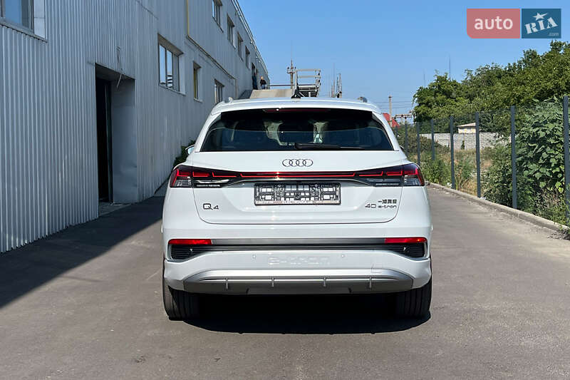 Внедорожник / Кроссовер Audi Q4 e-tron 2023 в Днепре