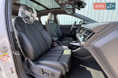 Позашляховик / Кросовер Audi Q4 e-tron 2023 в 