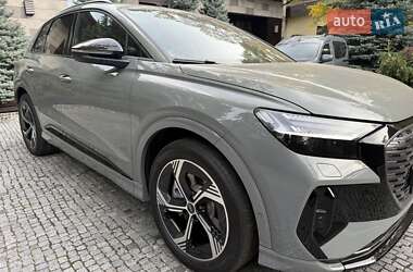 Внедорожник / Кроссовер Audi Q4 e-tron 2025 в 
