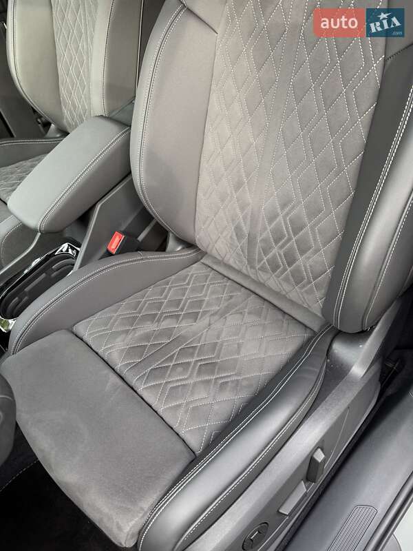 Позашляховик / Кросовер Audi Q4 e-tron 2025 в Харкові