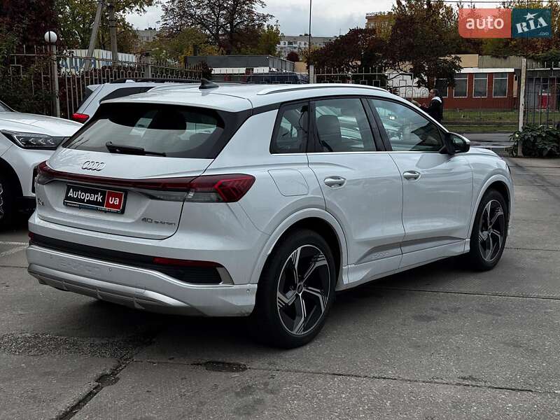 Позашляховик / Кросовер Audi Q4 e-tron 2023 в Харкові
