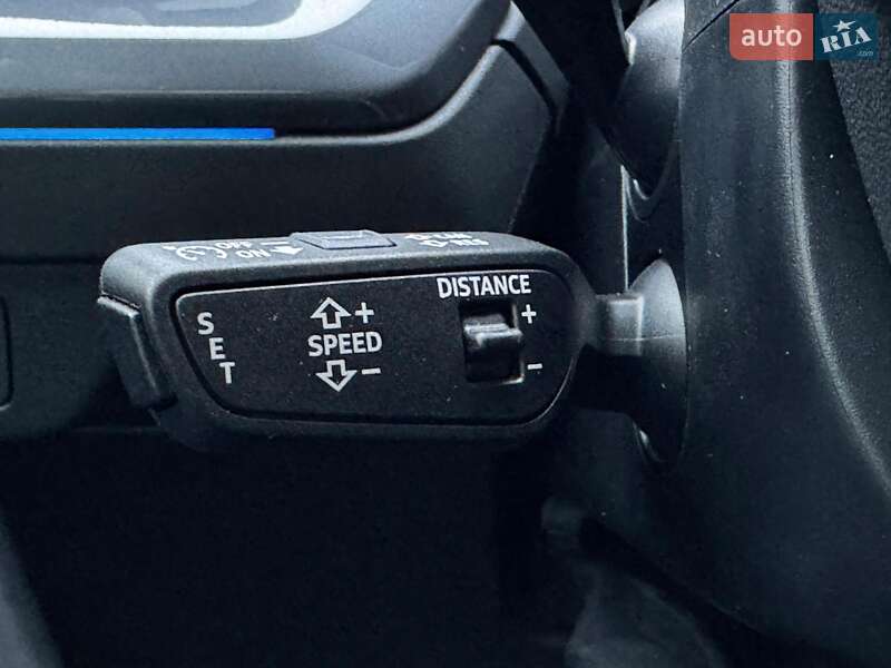 Позашляховик / Кросовер Audi Q4 e-tron 2023 в Харкові