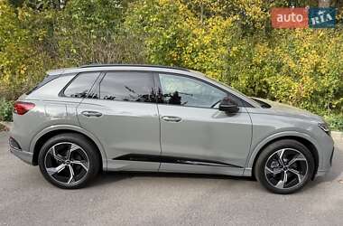 Внедорожник / Кроссовер Audi Q4 e-tron 2025 в 