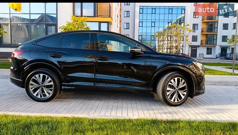 Внедорожник / Кроссовер Audi Q4 e-tron 2022 в Виннице фото 8 Внедорожник / Кроссовер Audi Q4 e-tron 2022 в Виннице