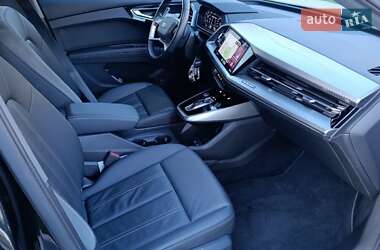 Внедорожник / Кроссовер Audi Q4 e-tron 2022 в 