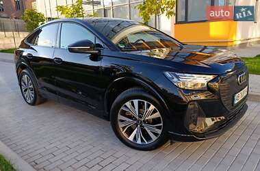 Внедорожник / Кроссовер Audi Q4 e-tron 2022 в 