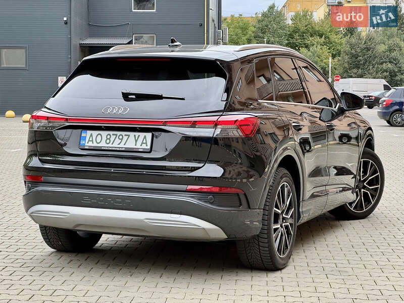 Позашляховик / Кросовер Audi Q4 e-tron 2023 в Ужгороді