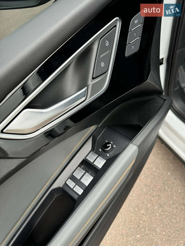 Внедорожник / Кроссовер Audi Q4 e-tron 2023 в Киеве фото 17 Внедорожник / Кроссовер Audi Q4 e-tron 2023 в Киеве