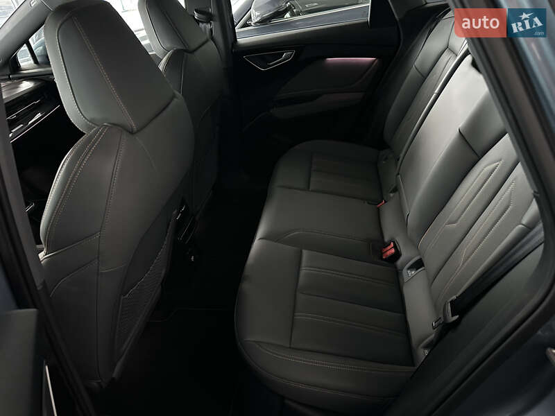 Внедорожник / Кроссовер Audi Q4 e-tron 2023 в Львове фото 22 Внедорожник / Кроссовер Audi Q4 e-tron 2023 в Львове
