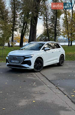 Позашляховик / Кросовер Audi Q4 e-tron 2023 в Києві