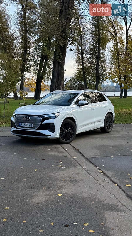 Внедорожник / Кроссовер Audi Q4 e-tron 2023 в Киеве