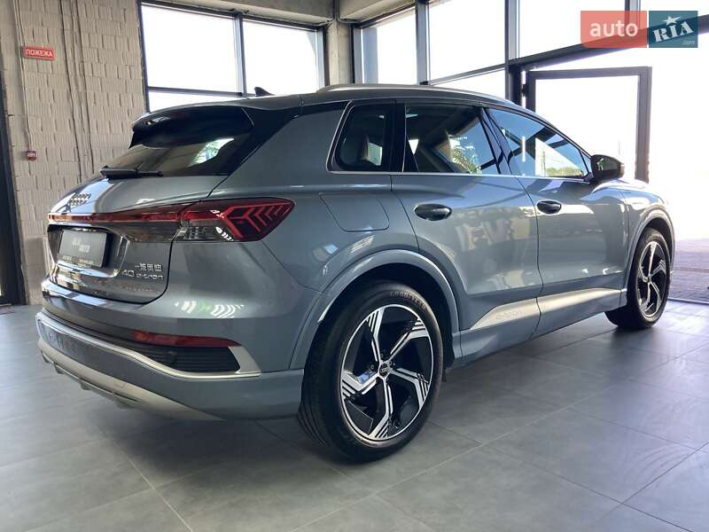 Внедорожник / Кроссовер Audi Q4 e-tron 2023 в Львове