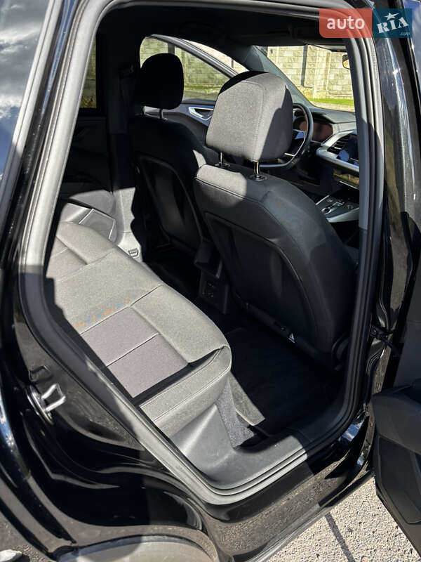 Внедорожник / Кроссовер Audi Q4 e-tron 2023 в Ровно фото 20 Внедорожник / Кроссовер Audi Q4 e-tron 2023 в Ровно
