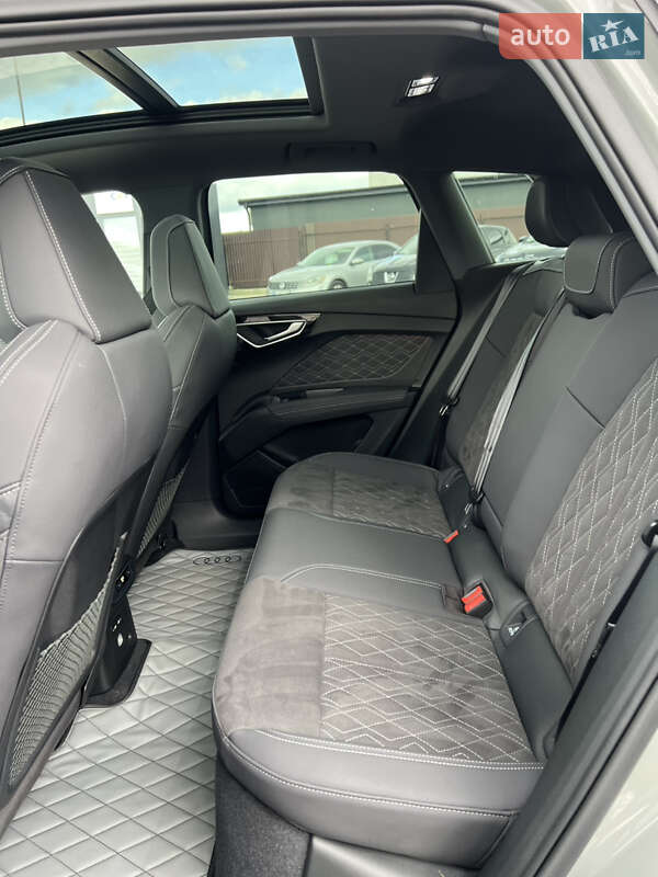 Внедорожник / Кроссовер Audi Q4 e-tron 2023 в Львове фото 19 Внедорожник / Кроссовер Audi Q4 e-tron 2023 в Львове