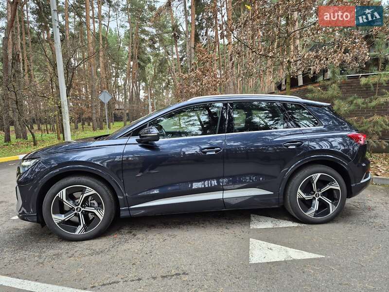 Позашляховик / Кросовер Audi Q4 e-tron 2024 в Шевченкове