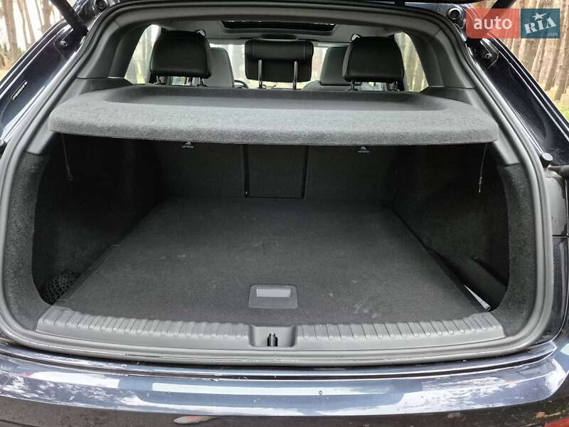 Позашляховик / Кросовер Audi Q4 e-tron 2024 в Шевченкове