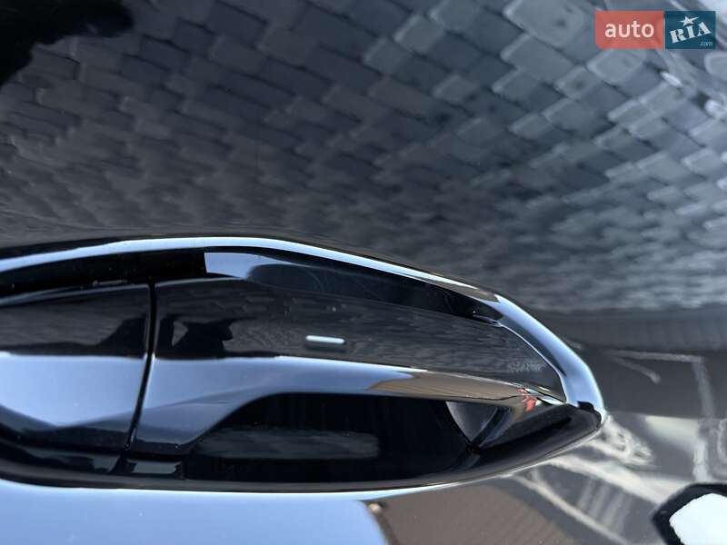 Позашляховик / Кросовер Audi Q4 e-tron 2024 в Львові