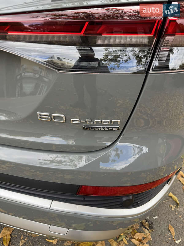 Позашляховик / Кросовер Audi Q4 e-tron 2023 в Ужгороді фото 6 Позашляховик / Кросовер Audi Q4 e-tron 2023 в Ужгороді