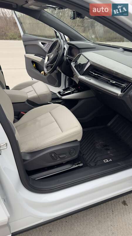 Позашляховик / Кросовер Audi Q4 e-tron 2023 в Харкові фото 36 Позашляховик / Кросовер Audi Q4 e-tron 2023 в Харкові