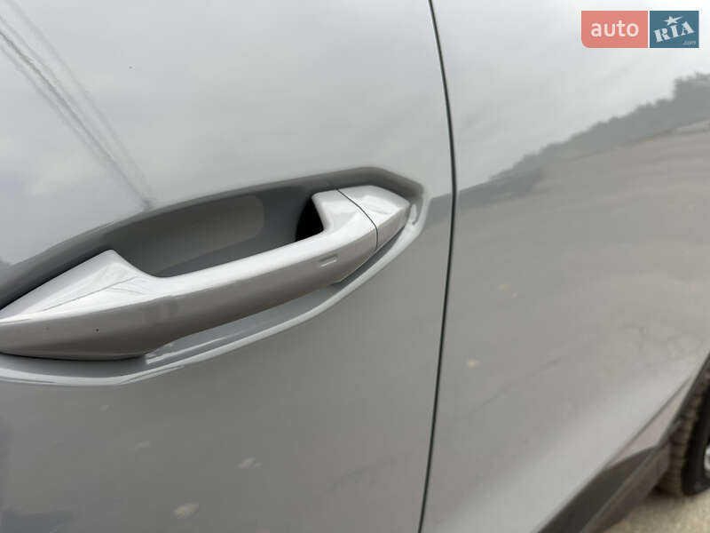 Позашляховик / Кросовер Audi Q4 e-tron 2021 в Києві фото 10 Позашляховик / Кросовер Audi Q4 e-tron 2021 в Києві