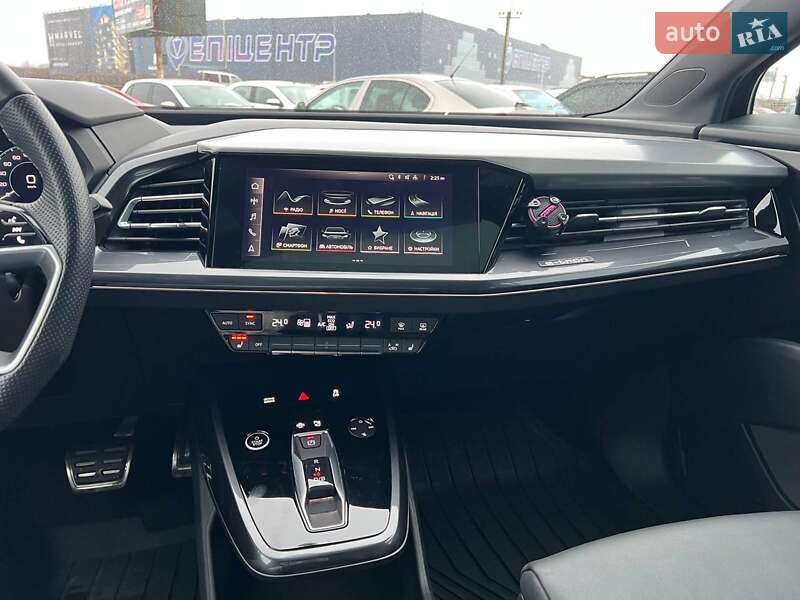 Позашляховик / Кросовер Audi Q4 e-tron 2022 в Львові фото 23 Позашляховик / Кросовер Audi Q4 e-tron 2022 в Львові