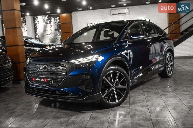 Позашляховик / Кросовер Audi Q4 e-tron 2021 в Одесі